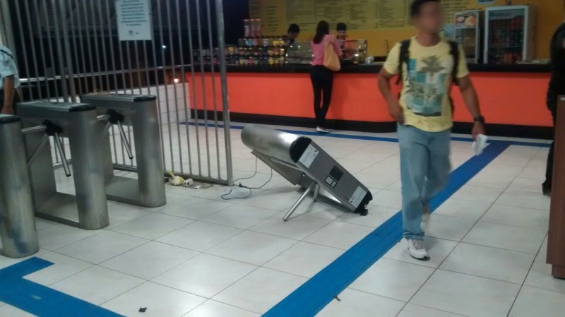 Tiroteio na Unijorge nesta noite de segunda (23)