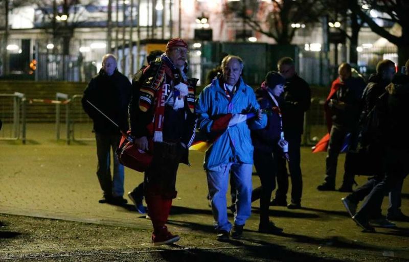 Suposta bomba em estádio cancela amistoso entre Alemanha e Holanda