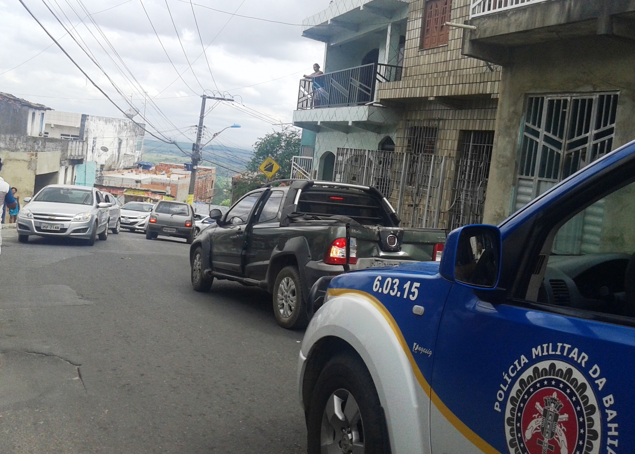 CANDEIAS: Assaltantes atropelam motociclista no bairro do Malembá