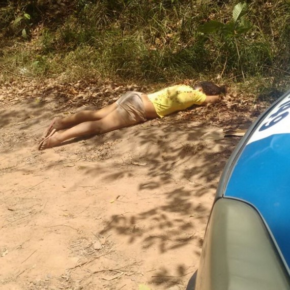 Corpo de uma mulher é encontrado na zona rural de Candeias.