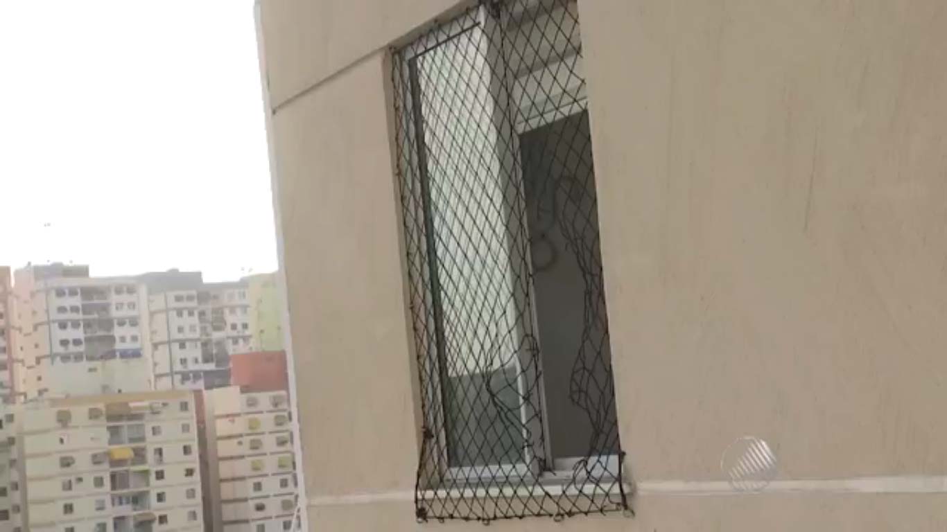 Criança morre após cair do 6º andar de prédio em Brotas