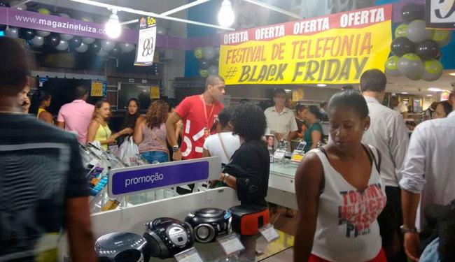 Soteropolitanos acordam cedo para aproveitar Black Friday
