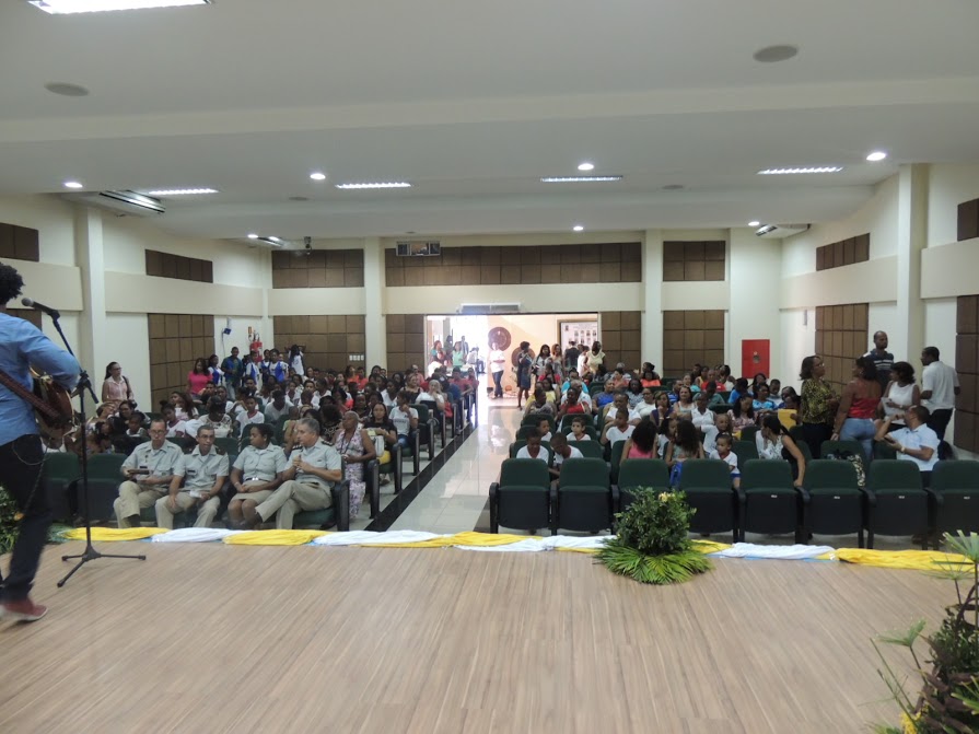 Câmara de Candeias promove solenidade de premiação de professores