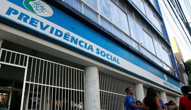 INSS abre concurso para 950 vagas e salário de até R$ 7 mil