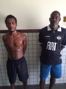 Pai e filho são presos por tráfico de drogas