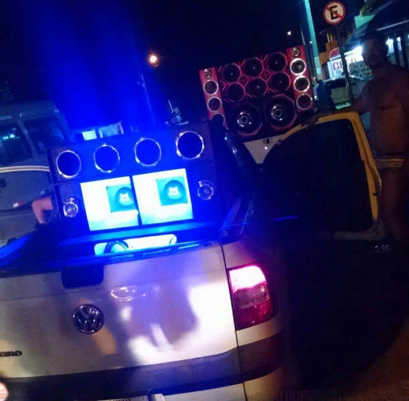 Paredões de som e tumulto na Ilha de Itaparica resultam em três pessoas baleadas