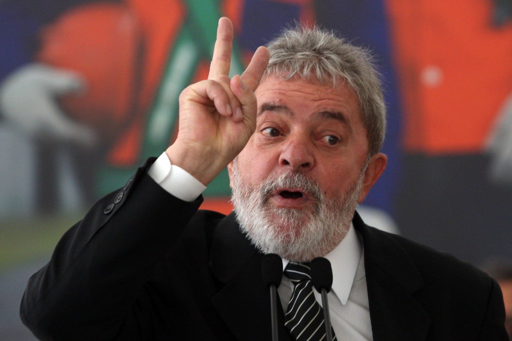 Lula diz que vai processar todo mundo