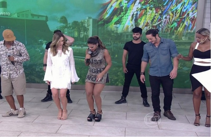 Márcio Victor se rende ao sucesso da Vingadora