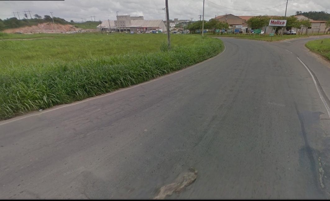 Mais um carro é tomado de assalto em Candeias