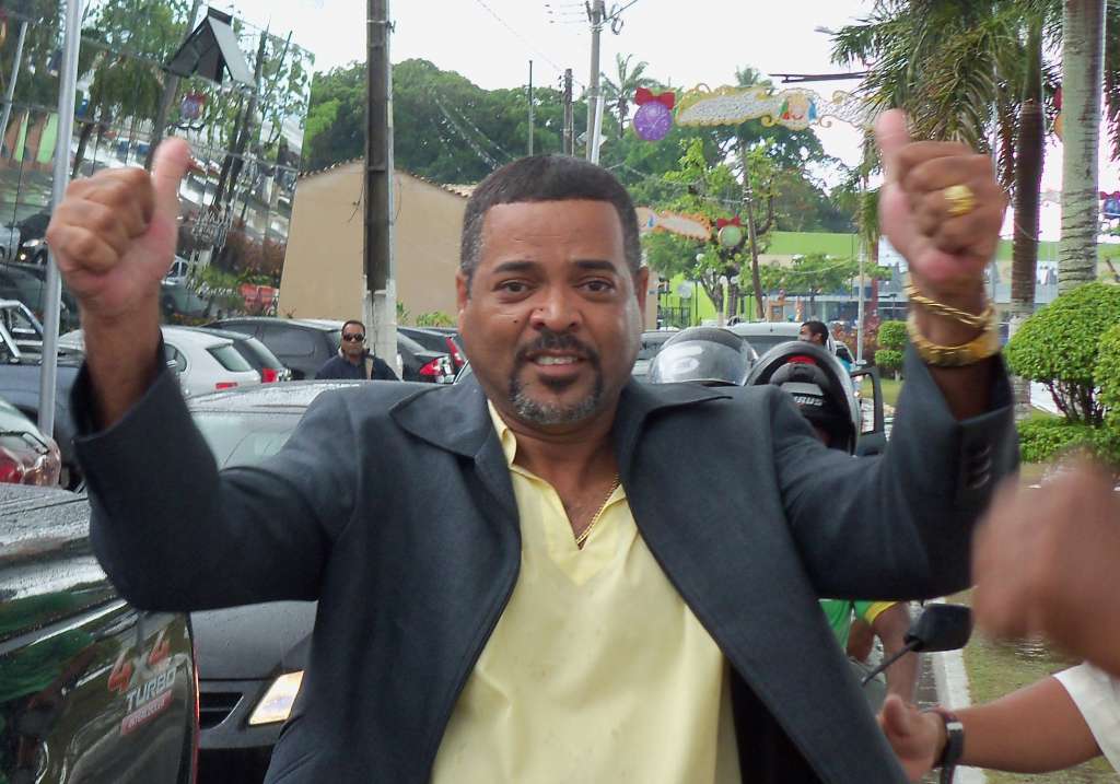 BOMBA! MP recomenda exoneração de parentes de Robson Portugal