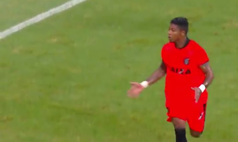 Marinho brilha novamente e Vitória elimina o Náutico-RR na Fonte Nova