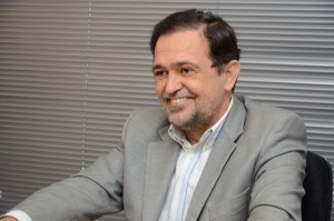 Rui confirma Walter Pinheiro na secretaria de Educação
