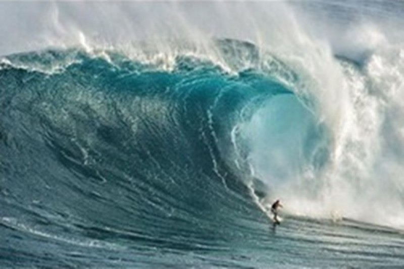 Surfista baiano é premiado no “Oscar” das ondas grandes