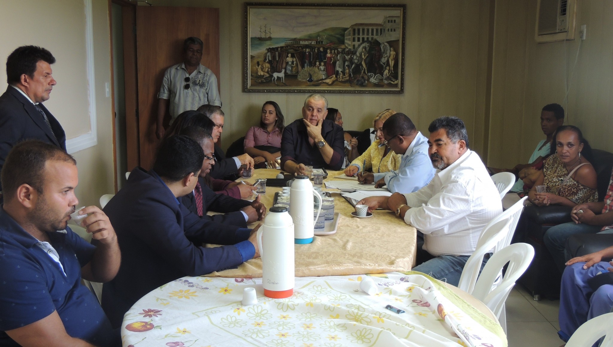 Vereadores de Candeias suspendem votação de mudanças no PDDU do município