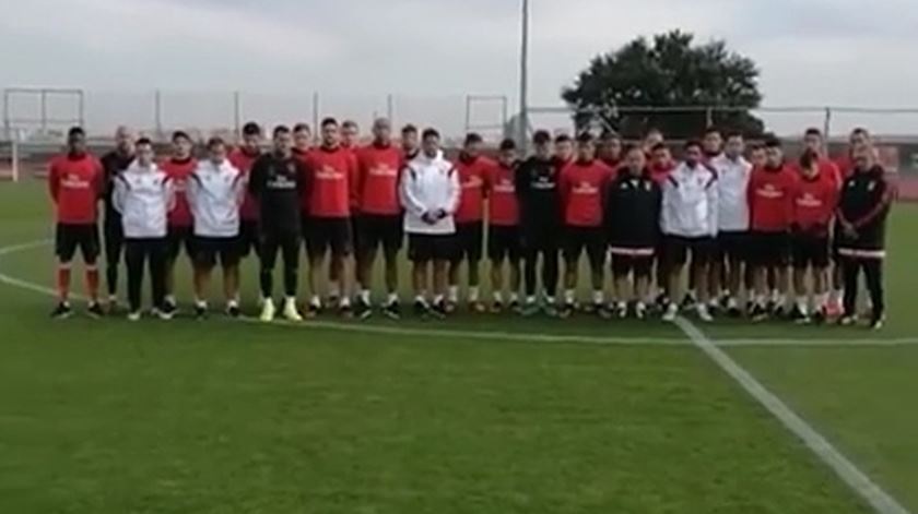 Benfica afirma que vai dar total suporte à Chape e pode emprestar jogadores para o clube