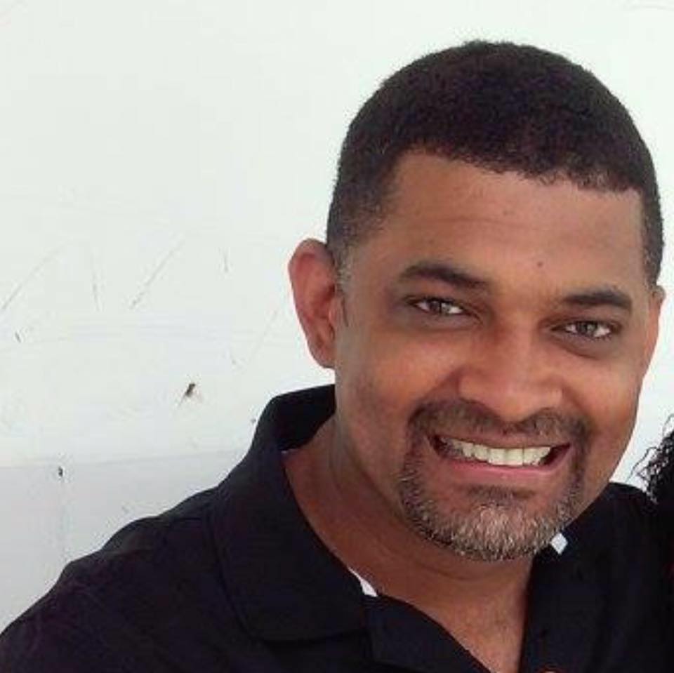 Secretário que teve salário reajustado fala em crise financeira na cidade e cortes em gratificações de funcionários