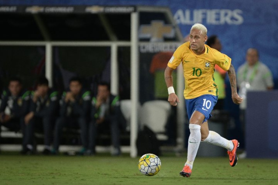 Seleção volta a campo contra o Peru para manter 100% com Tite