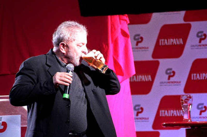 Dono da Itaipava pediu uma força a Lula na chegada da cervejaria à Bahia