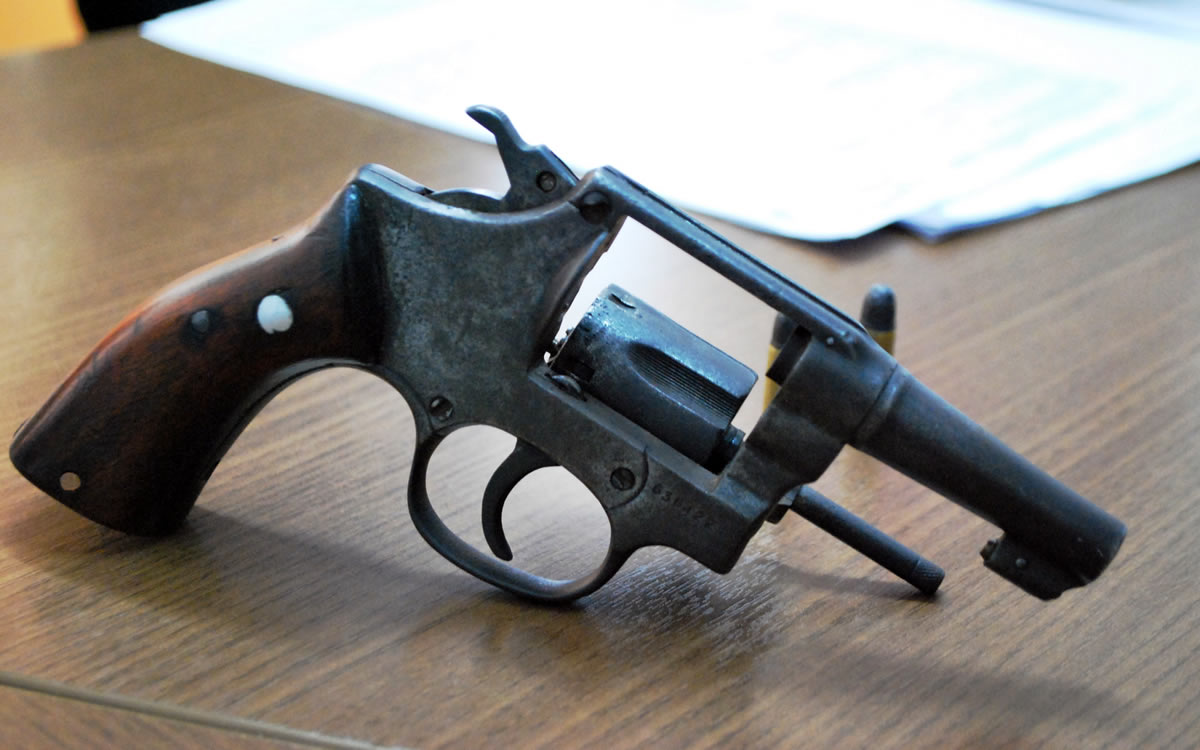 Candeias: Jovem de 17 anos é morto a tiros na Urbis I