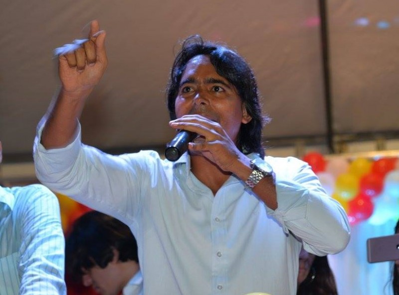 Prefeito Dr. Pitágoras fala em crise, mas celebra contratos milionários e suspeitos