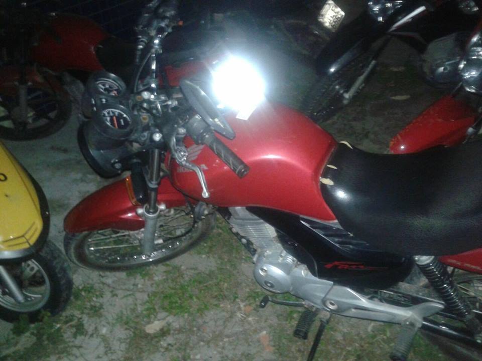 Moto roubada em São Sebastião do Passé