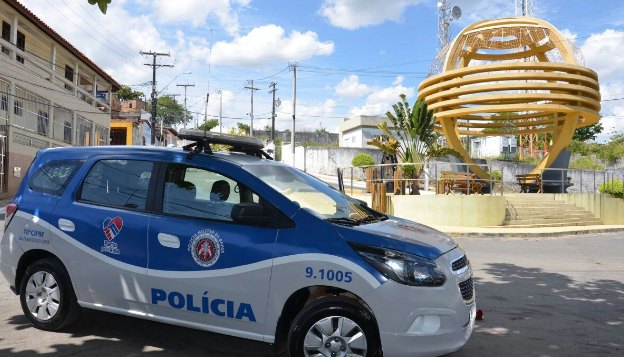 Município de São Francisco do Conde recebe nova viatura da Polícia Militar