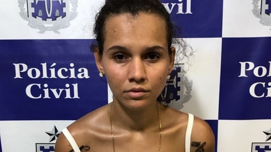 Presa mulher que aparece em vídeo assaltando loja em Salvador