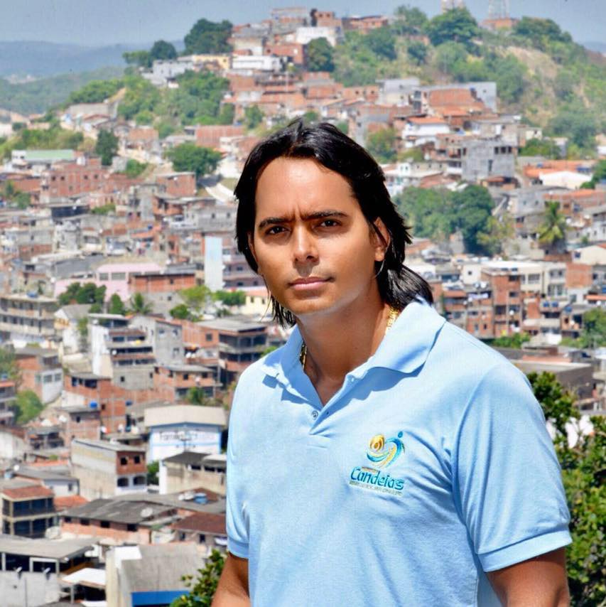 Pitágoras persegue mais uma vez Luís Peixoto