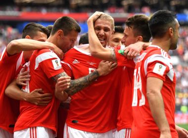 Copa do Mundo: Rússia goleia Arábia Saudita na estreia