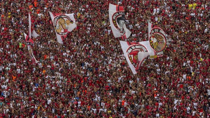 Vitória anuncia promoção de ingressos para duelo com o Corinthians