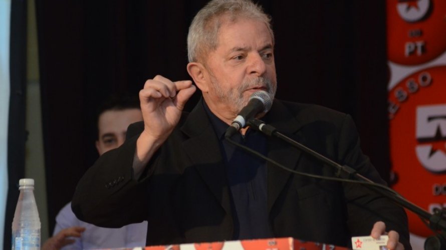 Lula é denunciado pela Lava Jato por lavagem de R$ 1 mi em negócio na Guiné
