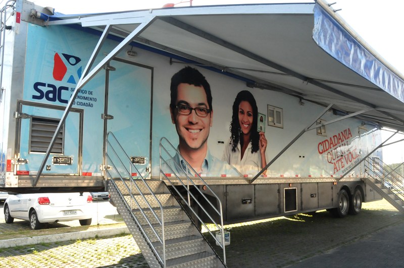 MADRE DE DEUS: SAC Móvel realiza atendimento no município