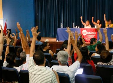 Rui Costa vai cortar salário dos professores universitários em greve