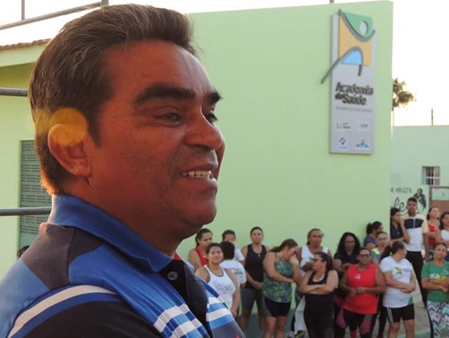 Prefeito paga 60% dos precatórios aos professores em pleno São João