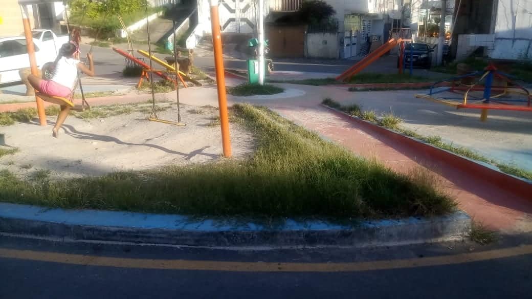 Candeias: Pracinha do doutor já deteriorou