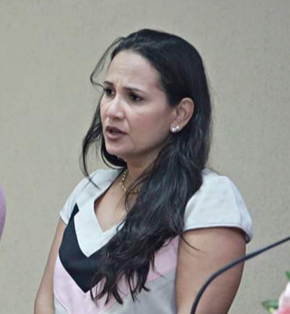 Mais um bloqueio de bens da Secretária de Saúde de Candeias, agora na compra de máscaras