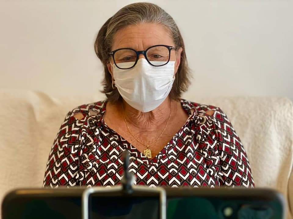 Em Bastião, só tem 3 respiradores, dois estão quebrados, e a Prefeita gastando 4 milhões em combustível