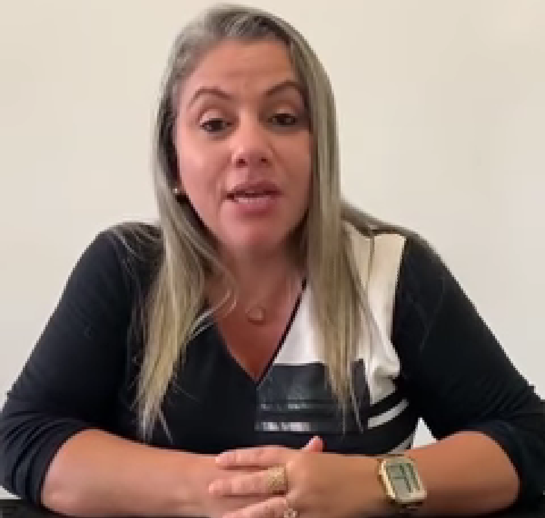 Após denúncia do Tia Cândia, vereadora de Madre de Deus exonera os parentes lotados no gabinete