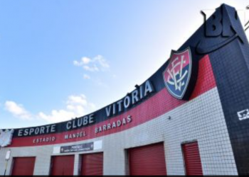 Zagueiro do Vitória é baleado em assalto na entrada do Barradão