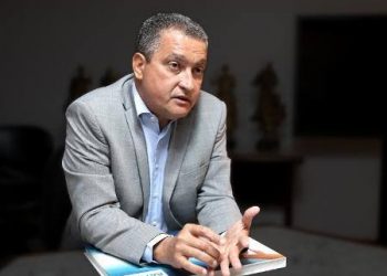 Rui Costa faz palanque político com as 400 mil mortes