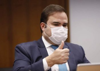 Cacá Leão (PP) diz que Otto faz um trabalho brilhante na CPI do Covid