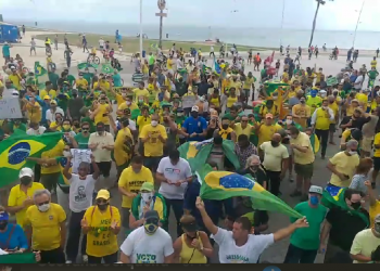 Bolsonaristas baianos nas ruas em defesa do trabalhador e do Presidente