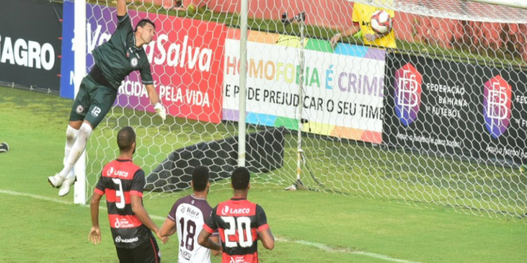 Vitória perde de virada para o Jacuipense
