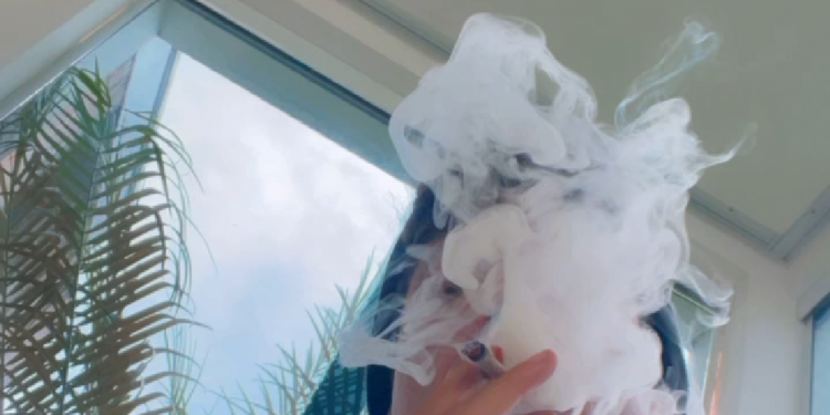 Kannário assume que ‘cigarrinho de índio’ era maconha e pede descriminalização da droga