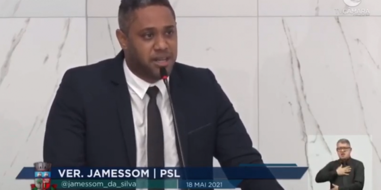 BOMBA! Vereador de Camaçari chama radialista de bandido, ladrão, criminoso e vagabundo