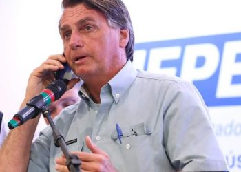 Em áudio, presidente Bolsonaro pede que caminhoneiros liberem estradas do país
