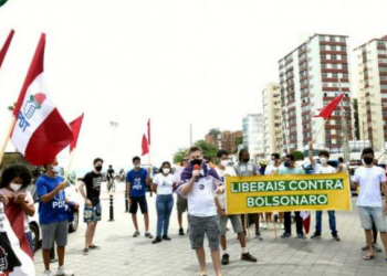 A esquerda liberal baiana fracassa no Farol da Barra