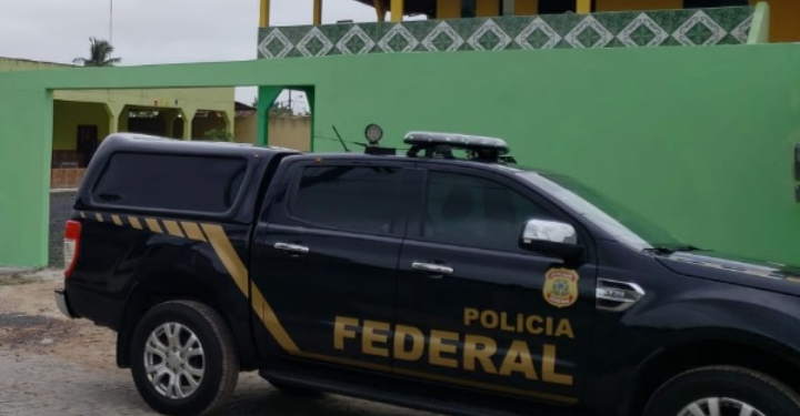 PF cumpre mandados de busca e apreensão nas cidades de Camaçari e Dias D’Ávila