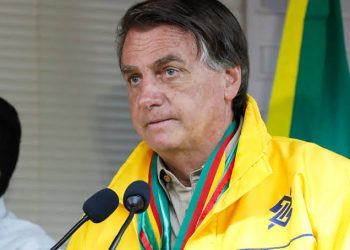 Bolsonaro diz que vai vetar quarentena eleitoral para juízes e militares