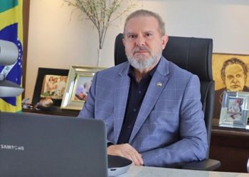 PF amanhece na casa de governador e STJ determina o afastamento